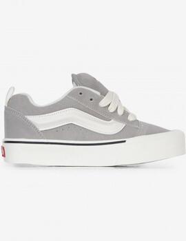 Zapatilla Vans Knu Skool en Gris Unisex