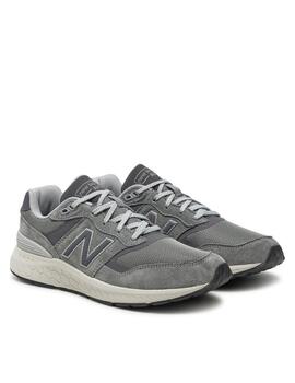 Zapatilla New Balance 880CA6 en Gris para Hombre