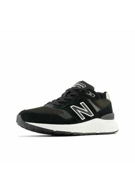 Zapatilla New Balance 880BK6 en Negro para Hombre